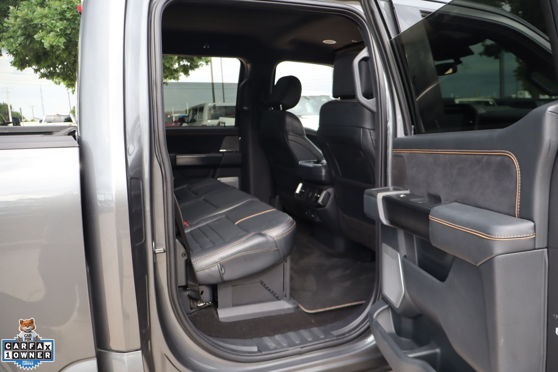 Certified Used 2022 Gray Metallic Ford Platinum image 28