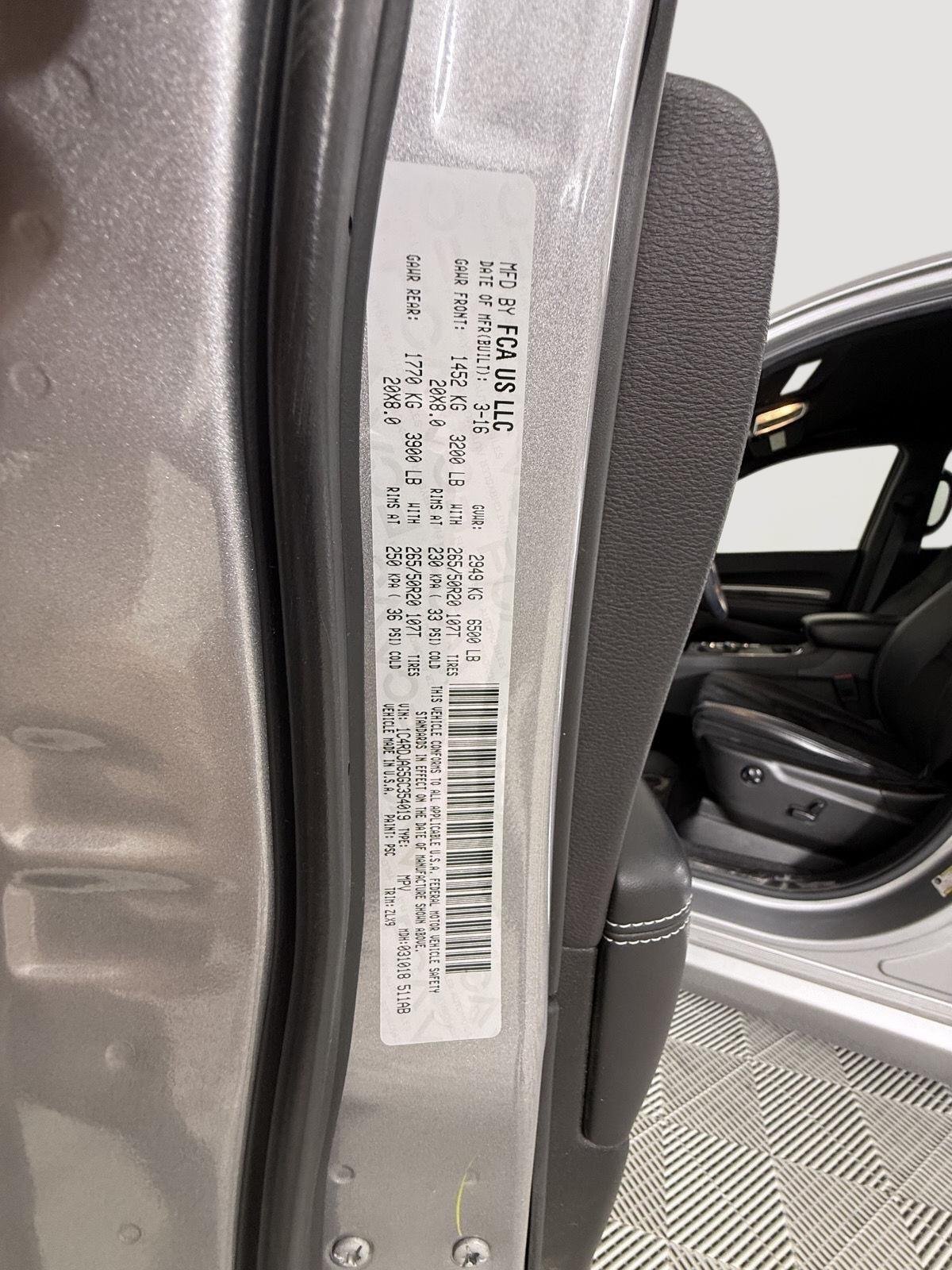 Used 2016 Billet Silver Metallic Clearcoat Dodge SXT image 27