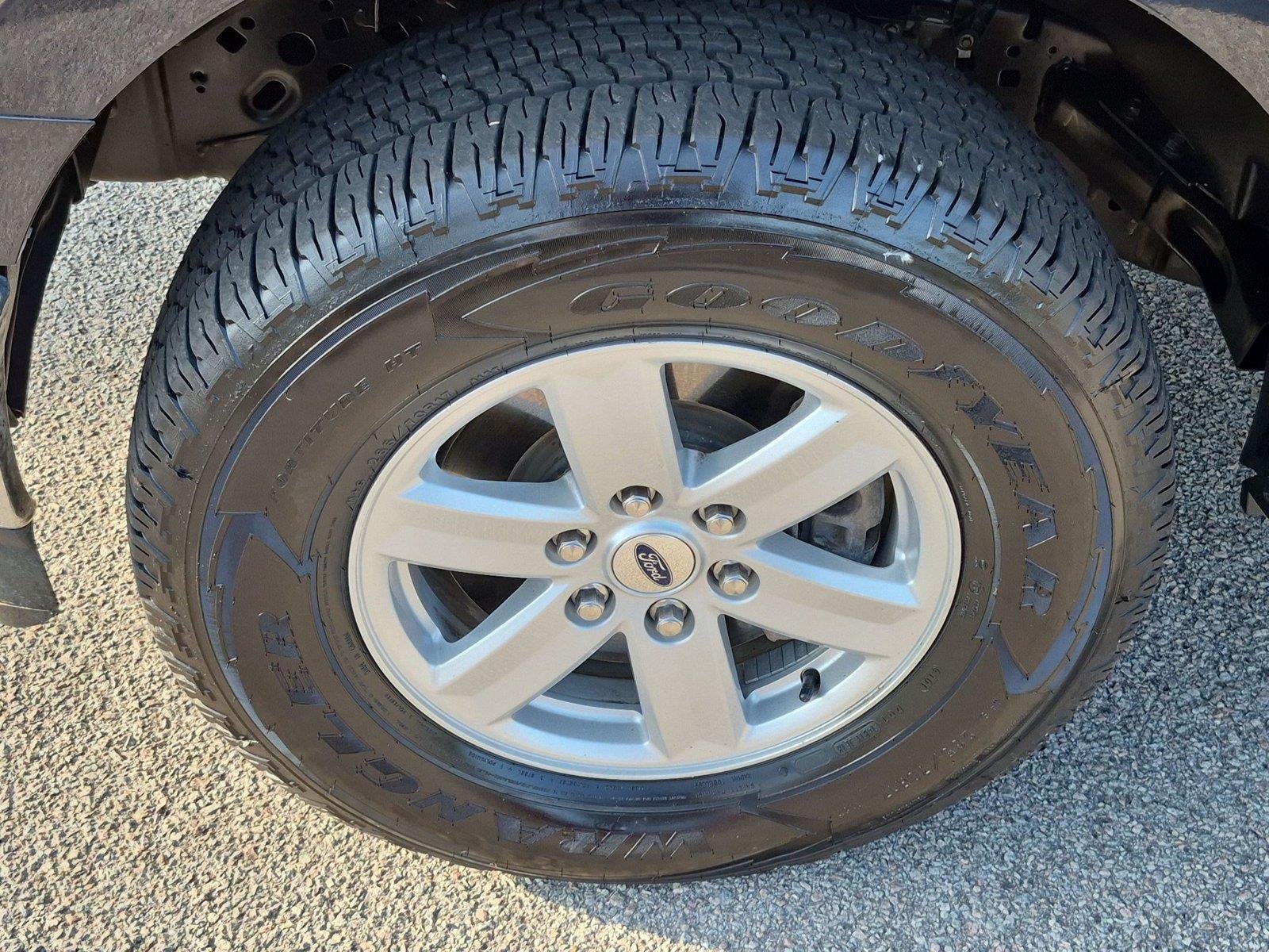 Used 2022 Antimatter Blue Metallic Ford XLT image 10