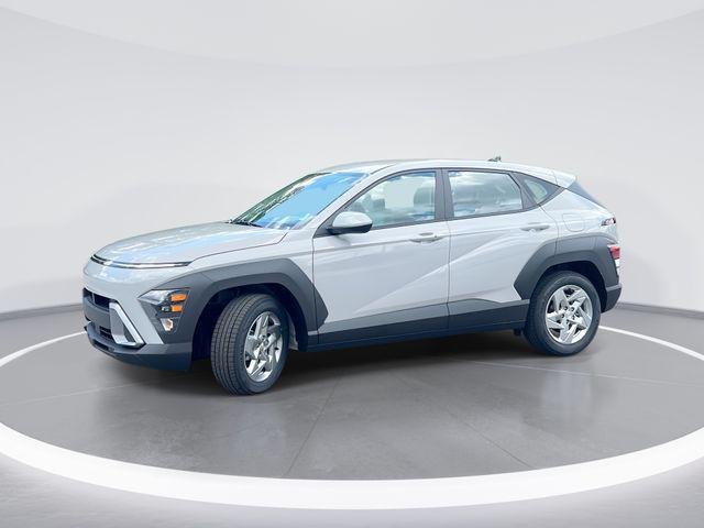 New 2026 Gray Hyundai SE FWD image 1