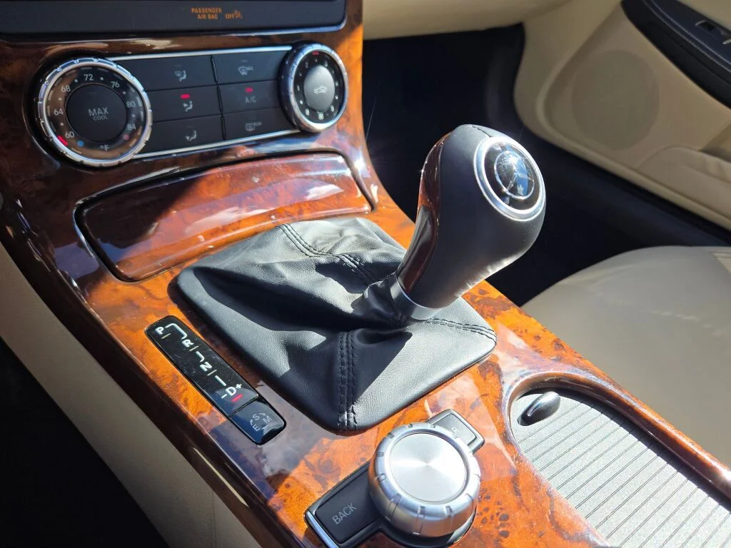 Used 2012 Blue Mercedes-Benz SLK 250 image 20