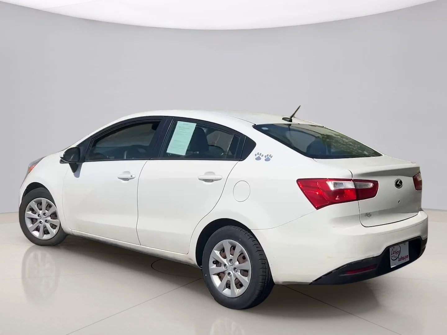 Used 2013 White Kia LX image 3