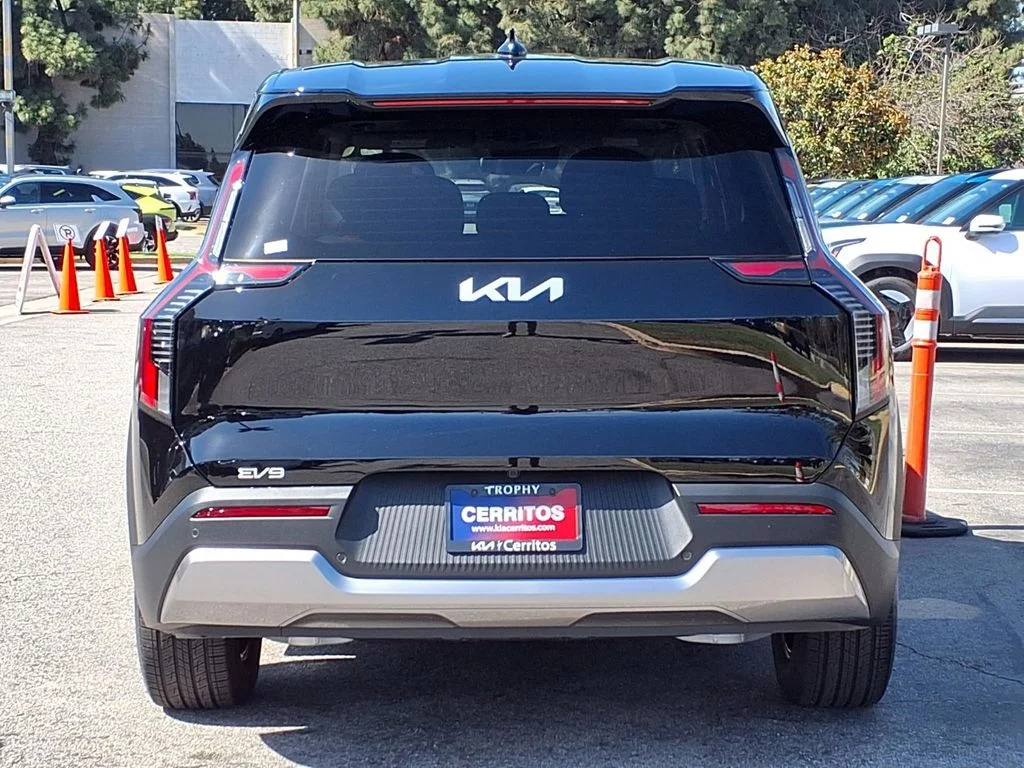 New 2026 Ebony Black Kia Light Long Range RWD image 5