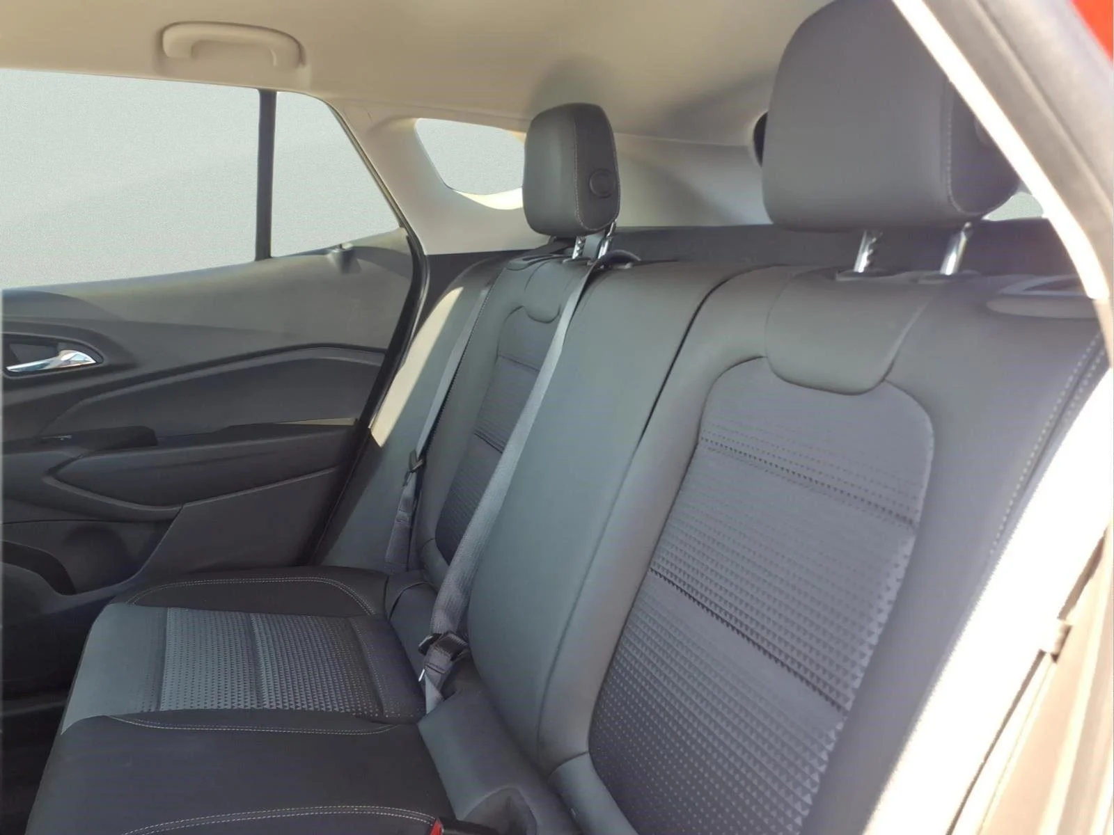 Used 2025 Crimson Metallic Chevrolet LT image 13