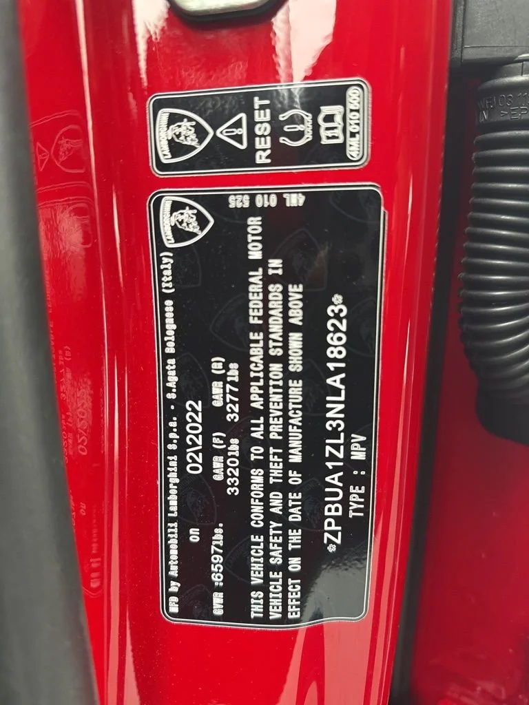 Used 2022 Rosso Antero Lamborghini  image 36