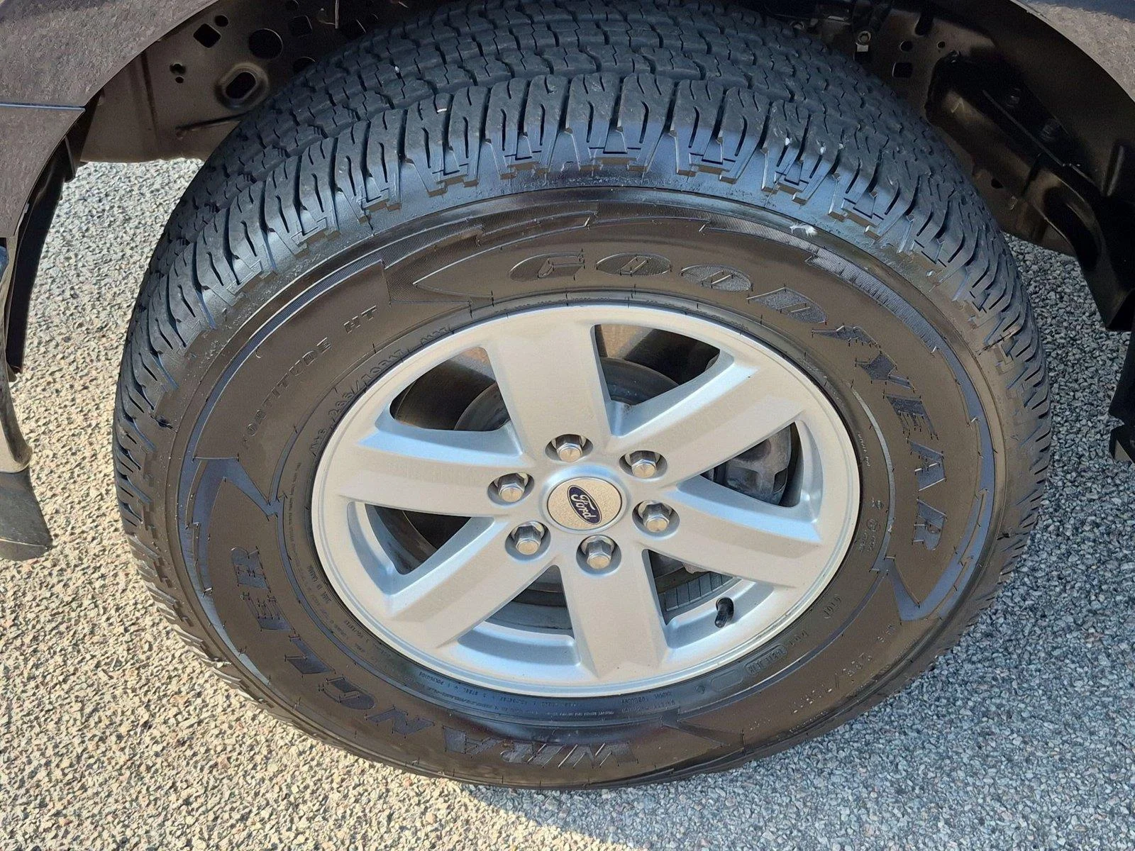 Used 2022 Antimatter Blue Metallic Ford XLT image 10