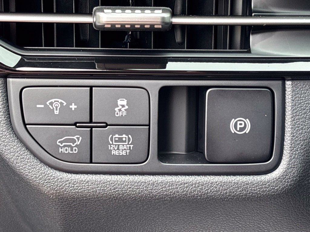 Certified Used 2026 Gray Kia X-Line image 27
