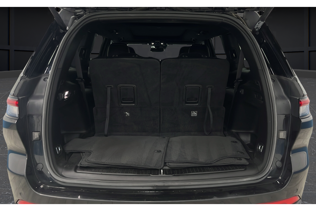 Used 2024 Diamond Black Crystal Pearlcoat Jeep Limited image 27