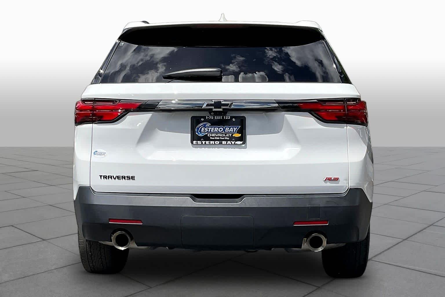 Used 2023 Summit White Chevrolet RS image 5