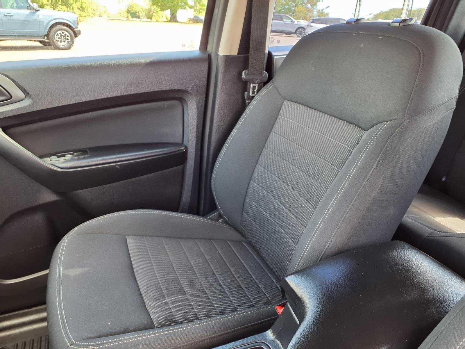 Used 2019 Magnetic Ford XL image 19