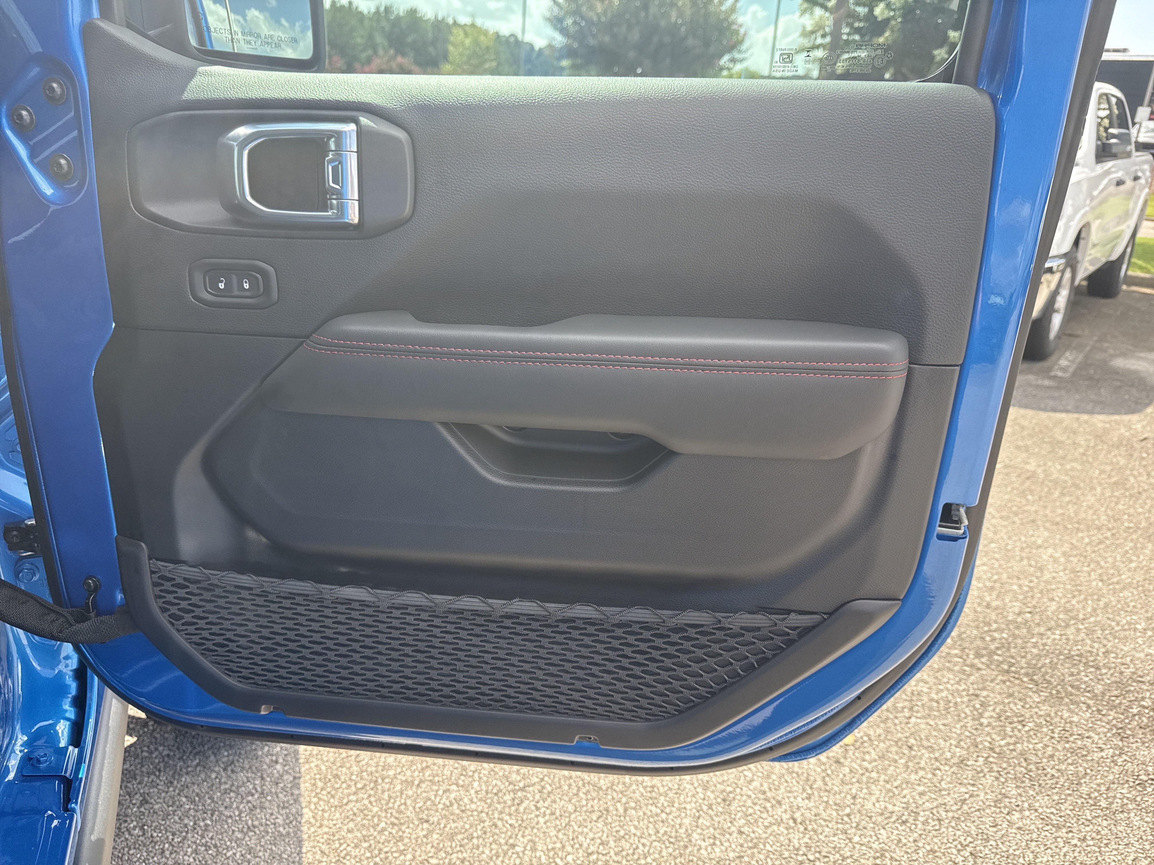 New 2026 Hydro Blue Pearlcoat Jeep Rubicon X image 16