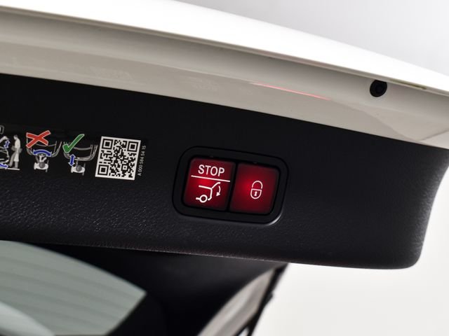 Certified Used 2025 White Mercedes-Benz GLC 300 image 39