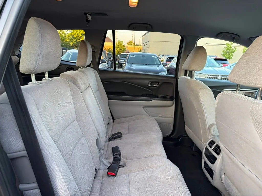 Used 2019 Black Honda LX image 23