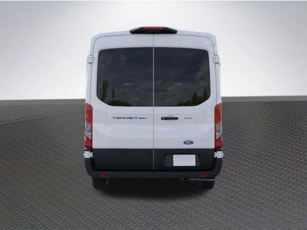 New 2026 Oxford White Ford Passenger Van XLT image 5