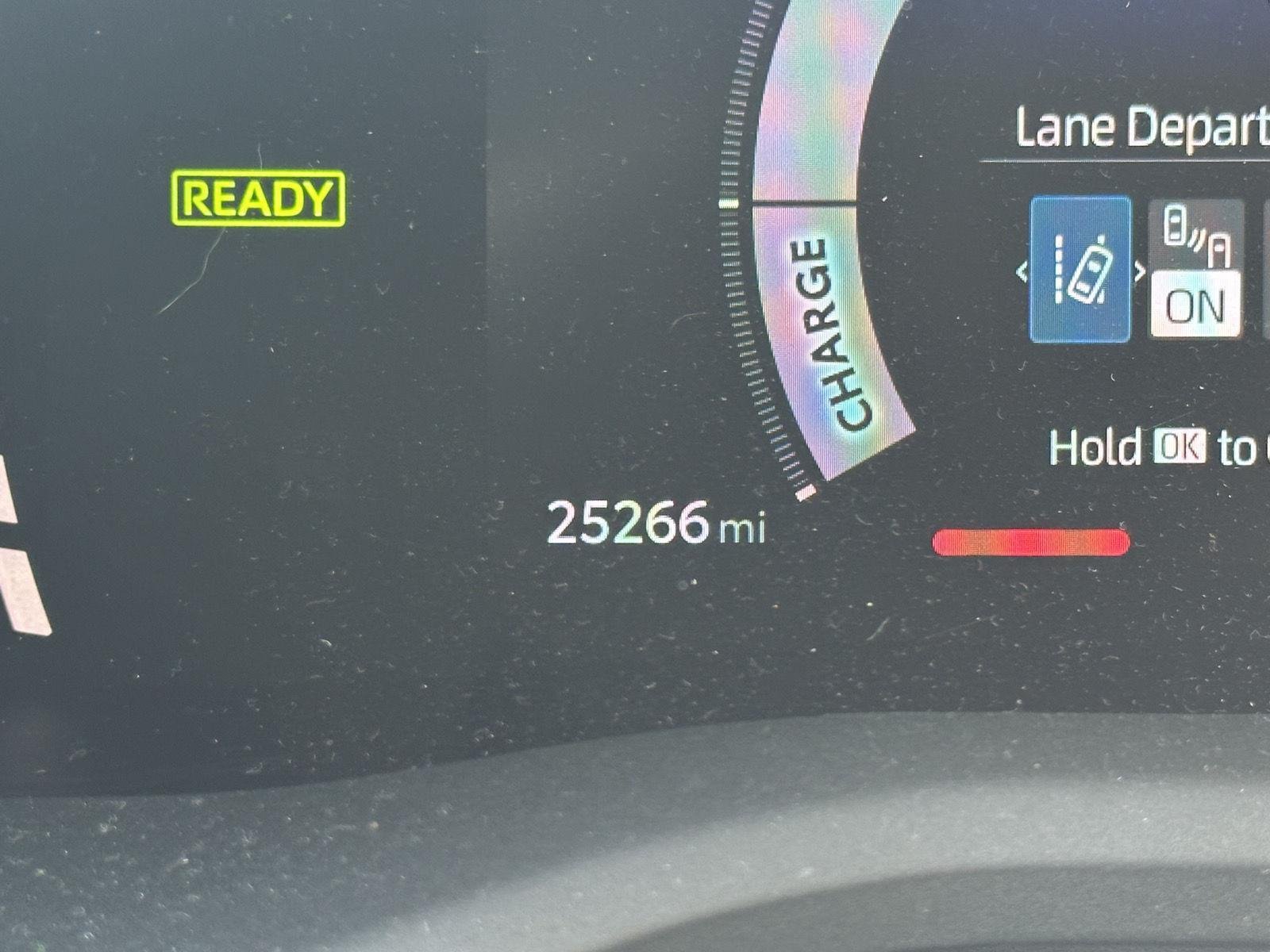 Used 2025 Ocean Gem Toyota LE image 14