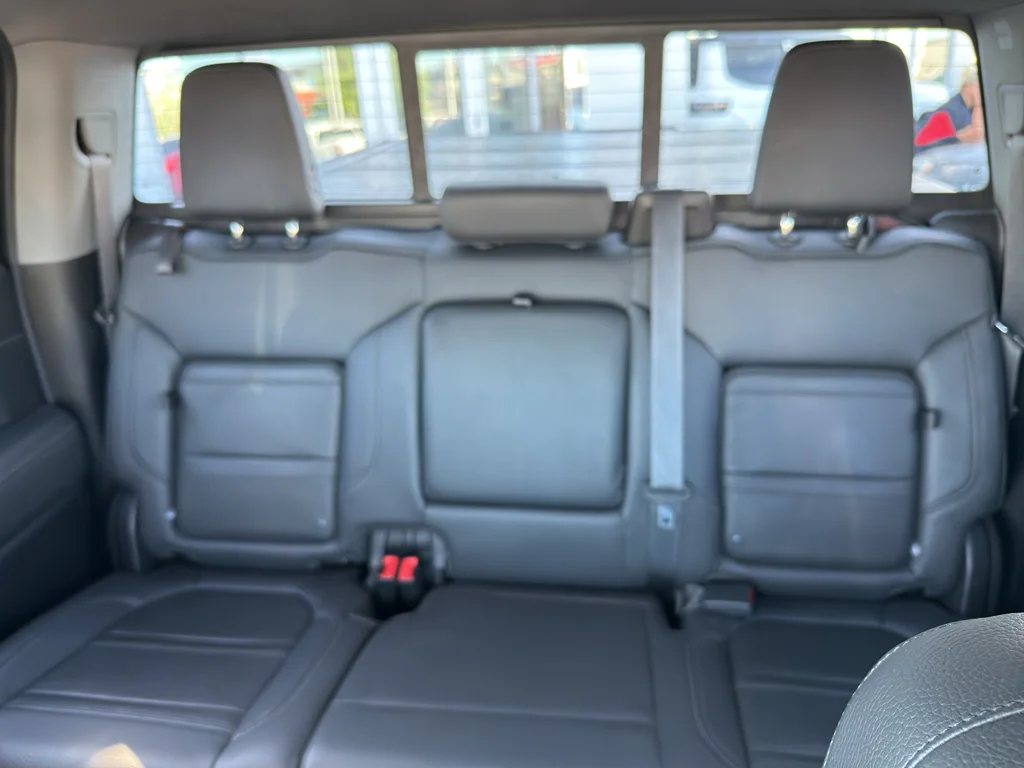 Used 2021 Onyx Black GMC Denali image 29