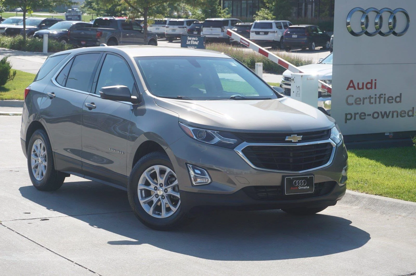 Used 2018 BEIGE Chevrolet LT image 2