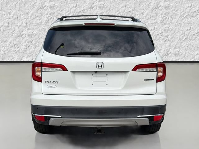 Used 2021 White Honda Touring 7-Passenger image 4