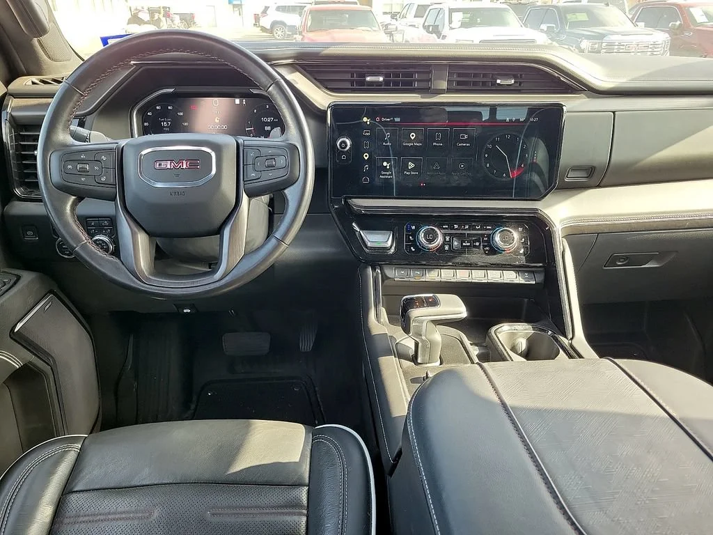 Used 2023 SUMMIT WHITE GMC AT4X image 17
