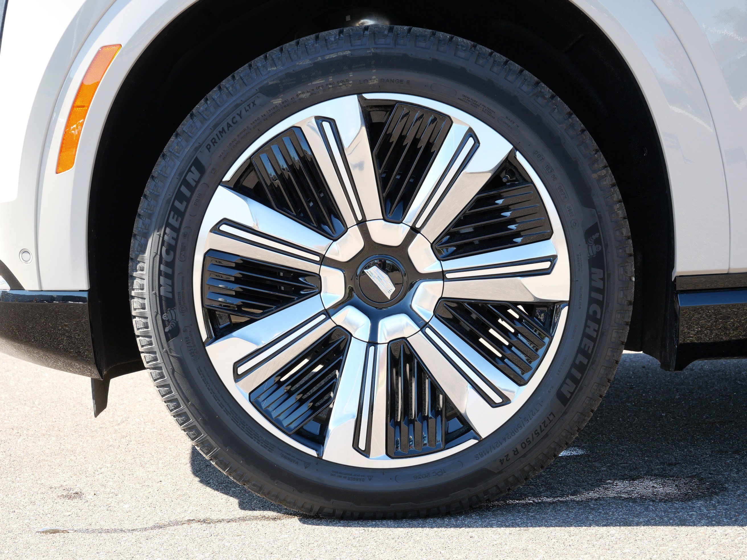 2026 Cadillac Escalade IQ Luxury - Photo 13