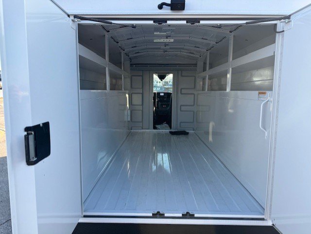 2024 Ford Transit Cutaway Base - Photo 25