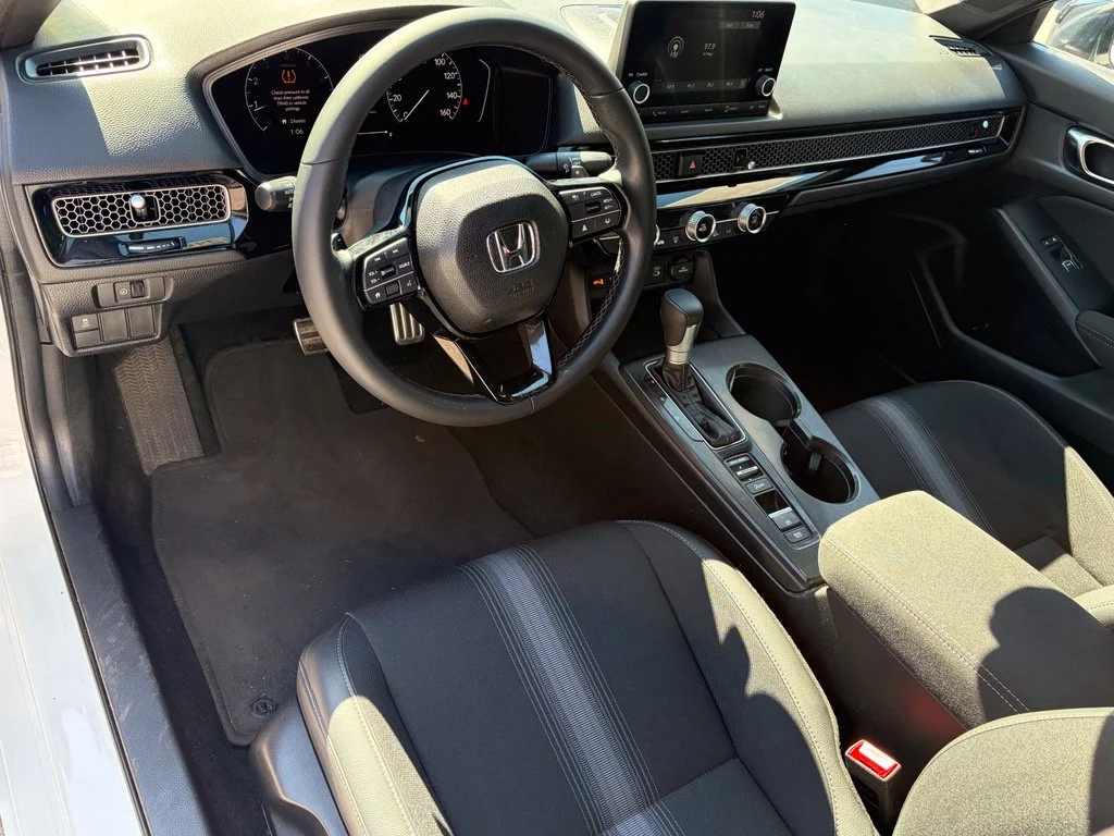 Certified Used 2025 Platinum White Pearl Honda Sport image 16