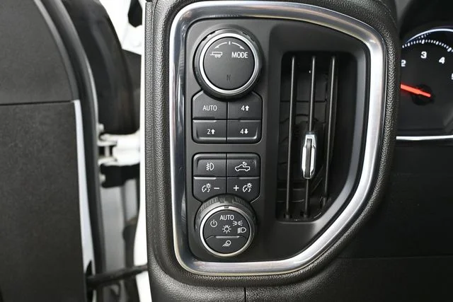 2022 Chevrolet Silverado 2500HD LTZ - Photo 25
