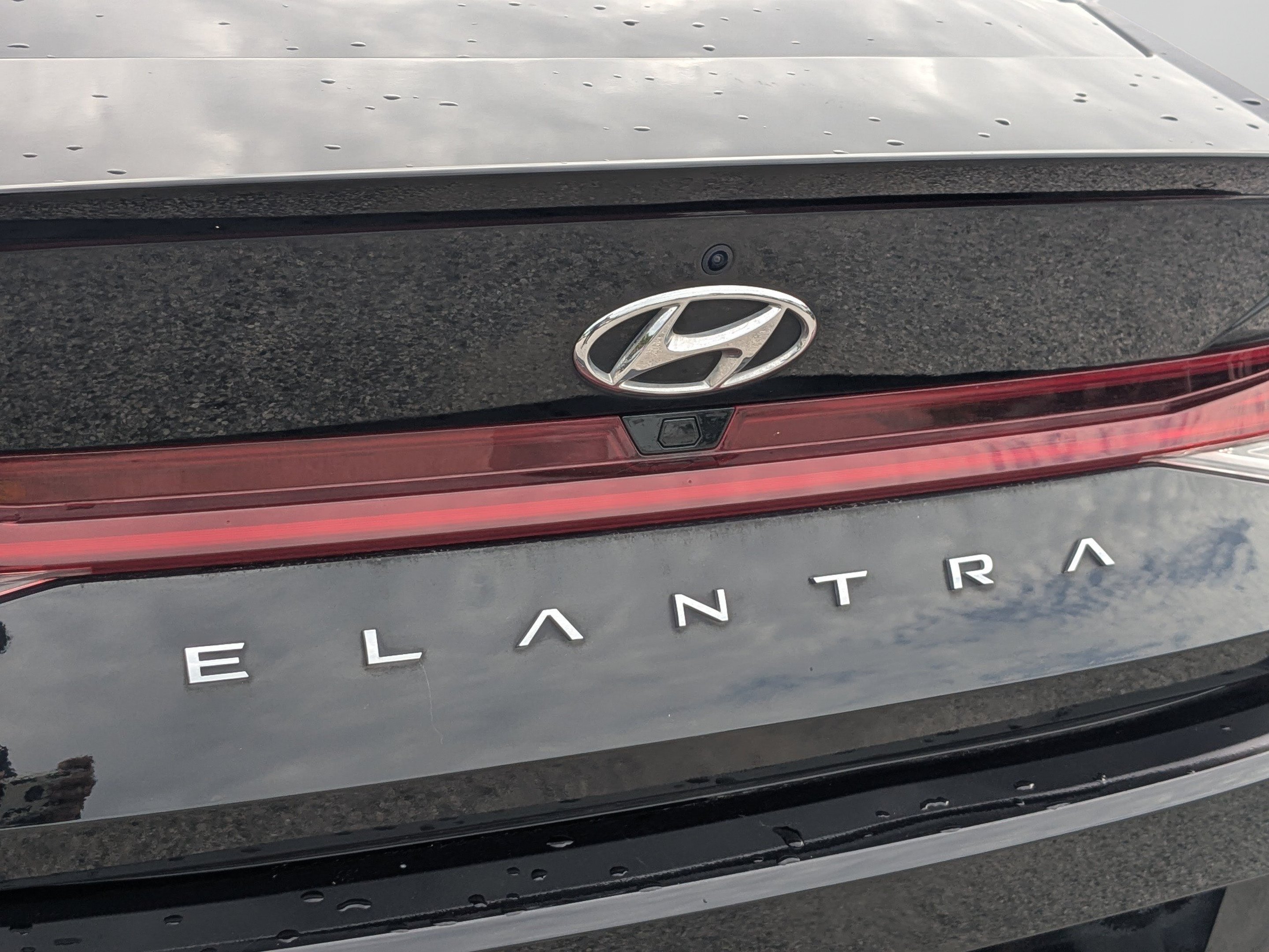 2023 Hyundai Elantra N Line - Photo 14