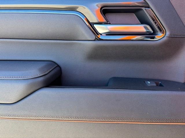 2025 GMC Sierra 1500 AT4 - Photo 17