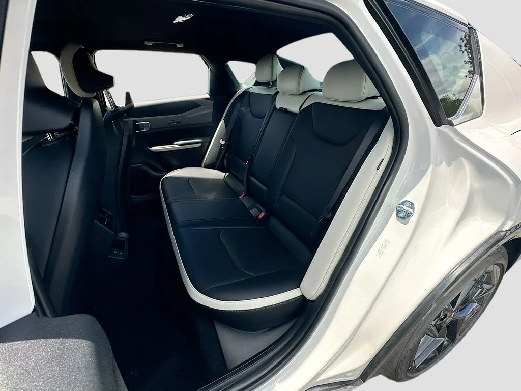 New 2026 Snow White Pearl Kia GT-Line Turbo image 26