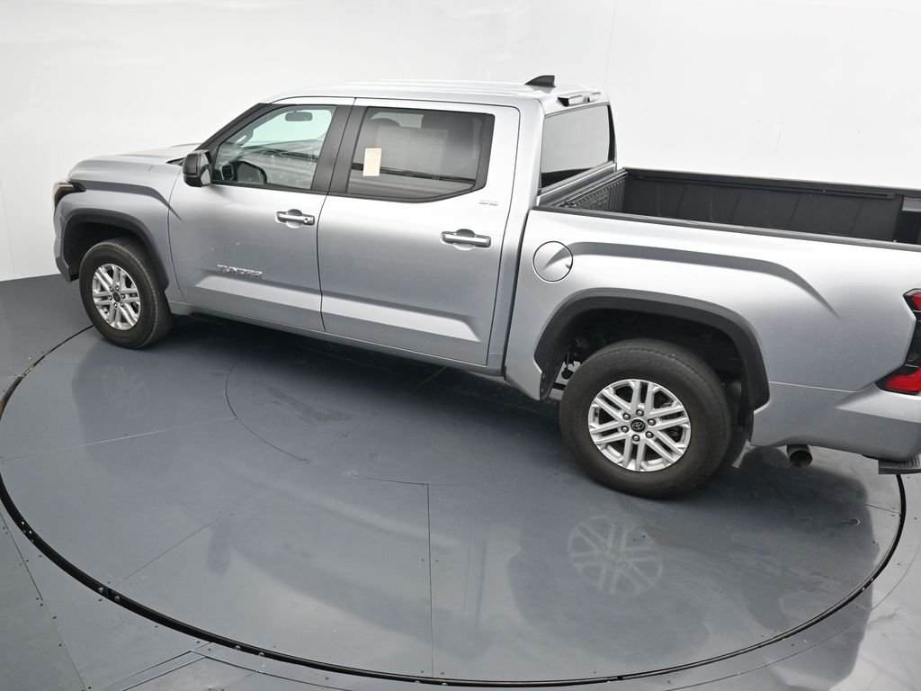 Used 2024 Silver Toyota SR5 image 27