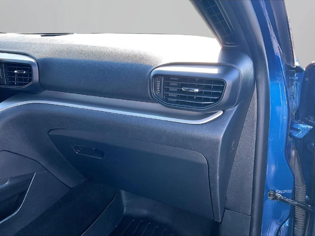 Used 2020 Blue Ford XLT image 16