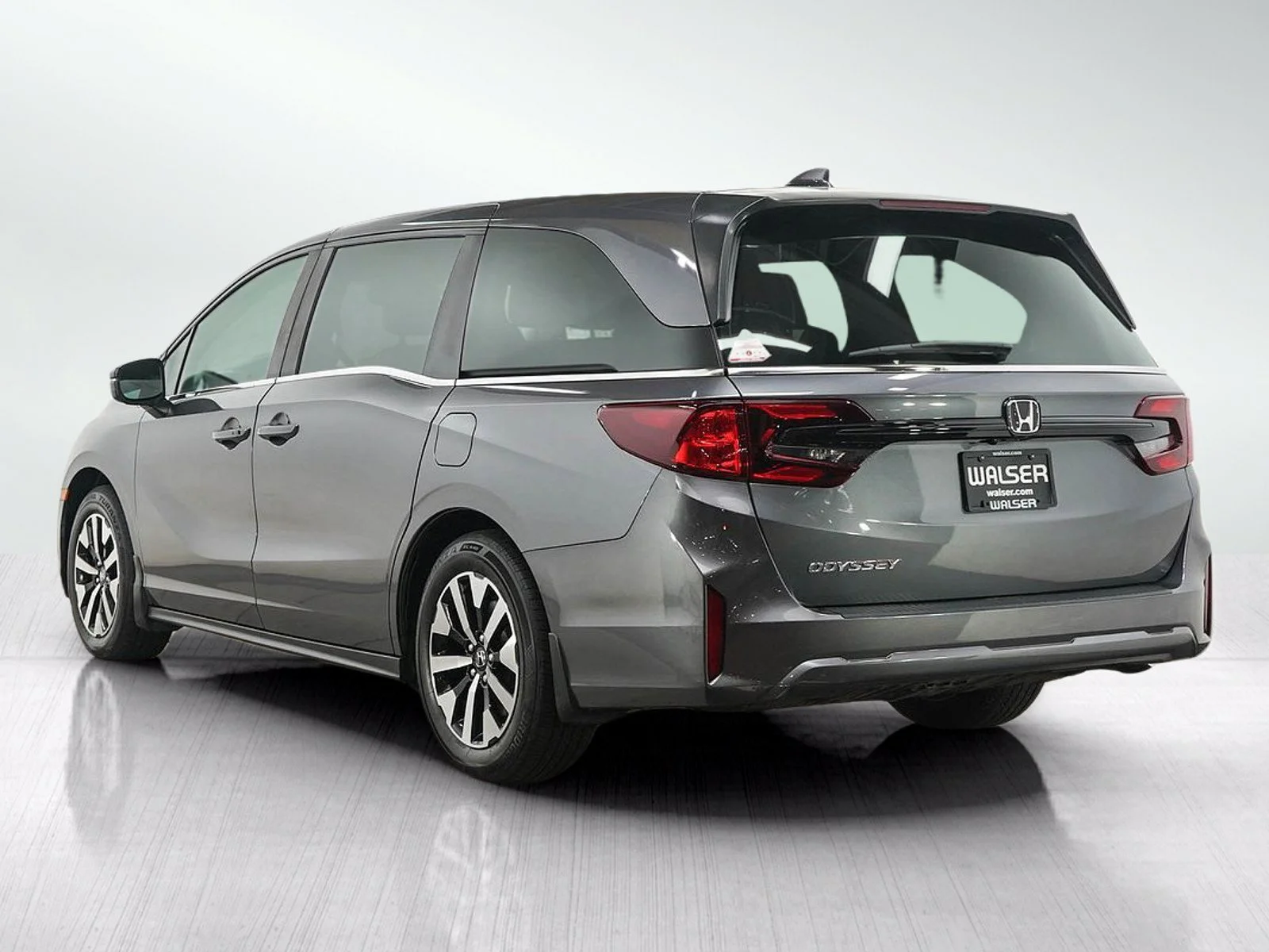 Used 2025 Modern Steel Metallic Honda 5D WAGON EX-L image 3