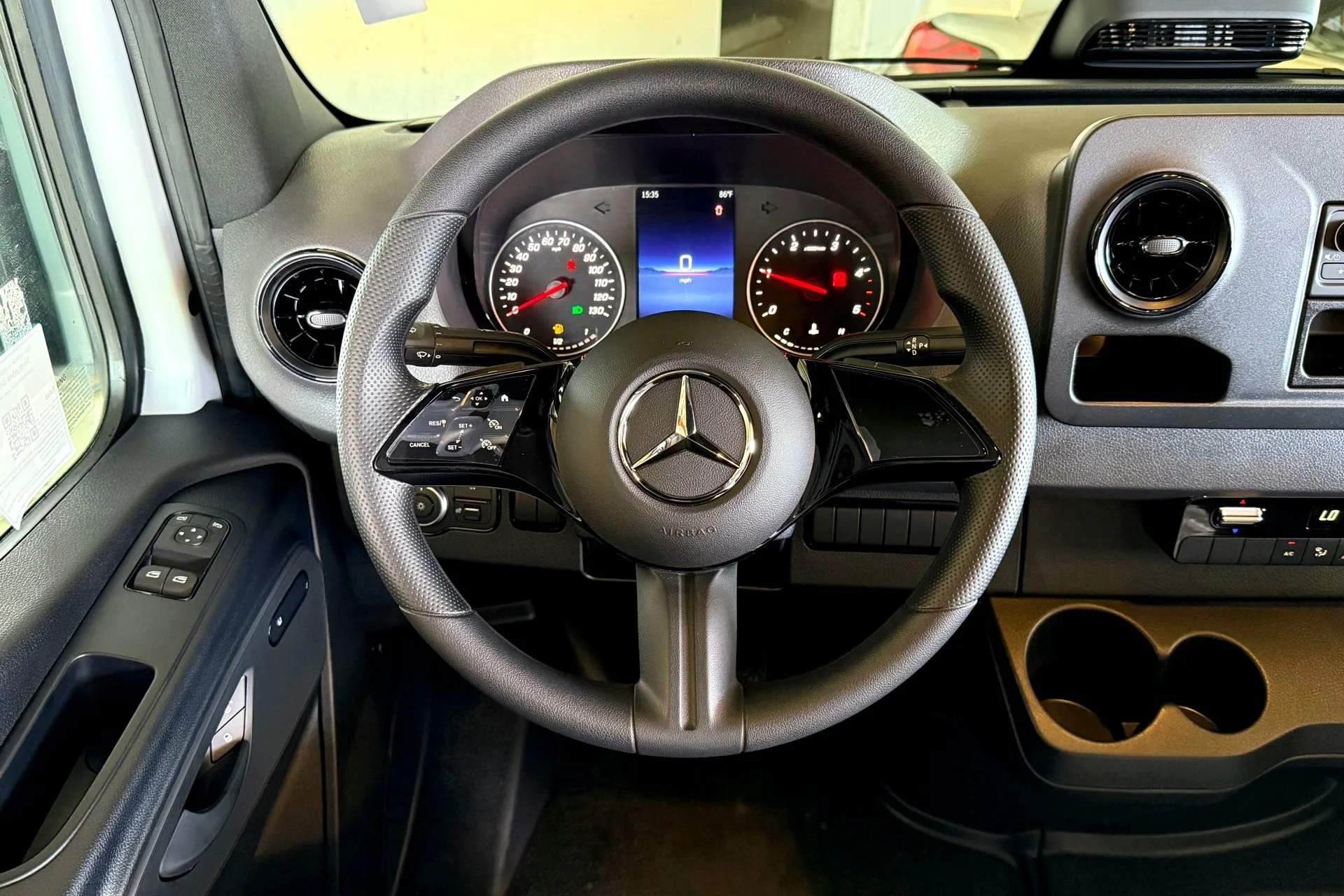 New 2026  Mercedes-Benz Cargo 170 WB image 20