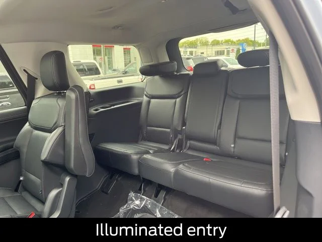 New 2026 Glacier Gray Metallic Tri-Coat Ford Platinum® image 33