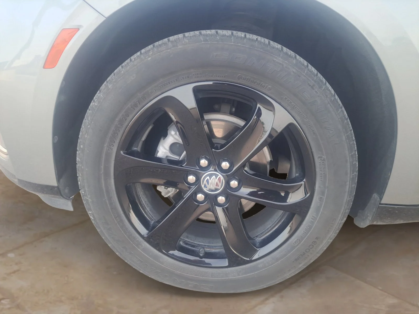 Used 2024 Moonstone Gray Metallic Buick Essence image 28