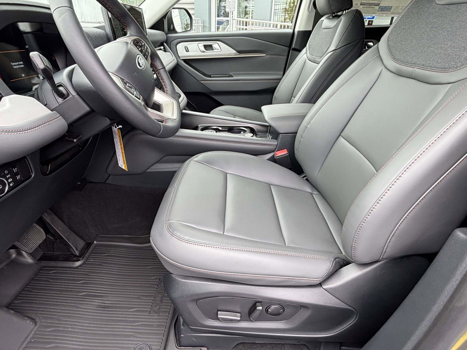 New 2026 Carbonized Gray Metallic Ford Active w/200A Pkg image 19