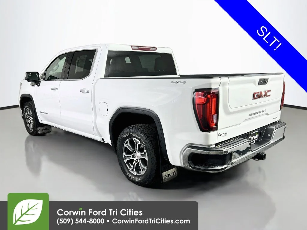 Used 2023 Summit White GMC SLT image 10