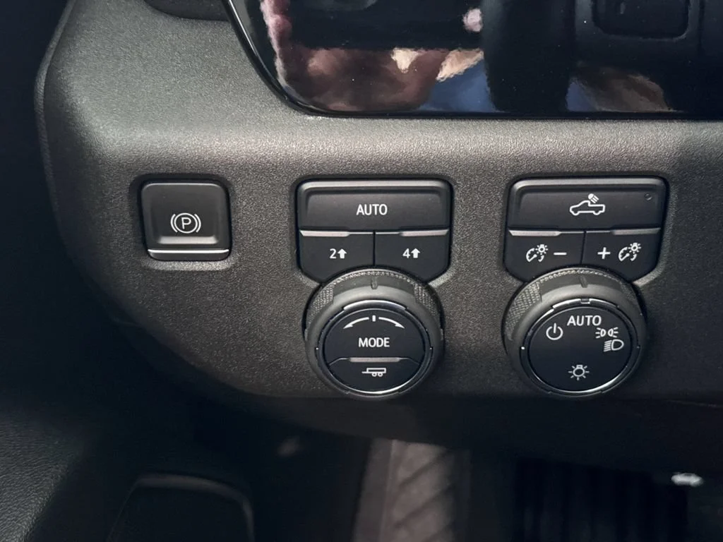 2023 Chevrolet Silverado 1500 LT - Photo 25