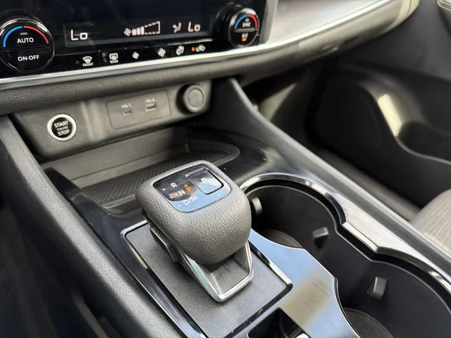 Used 2023 Silver Nissan SV image 24