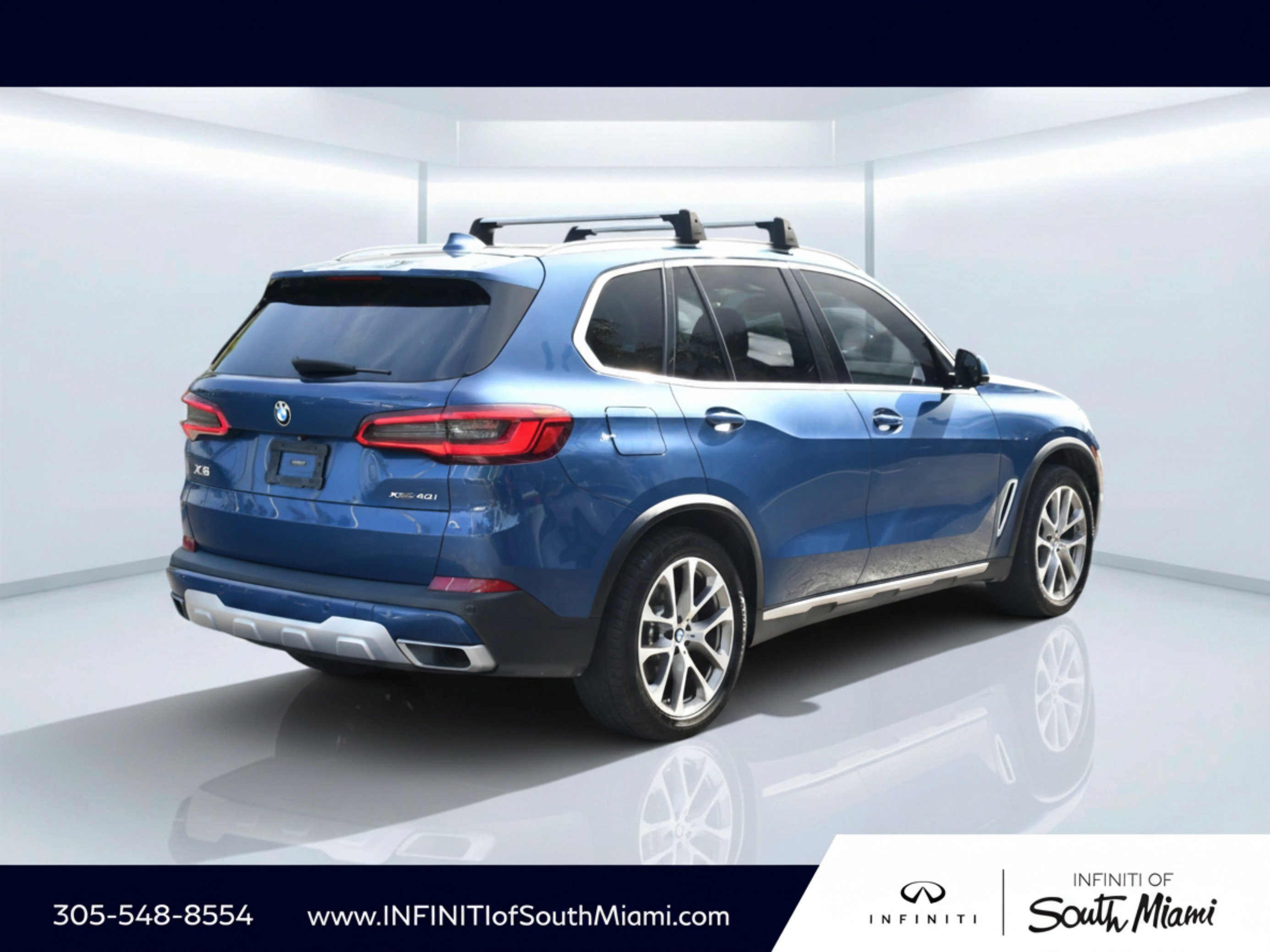 Used 2019 Phytonic Blue Metallic BMW xDrive40i image 4