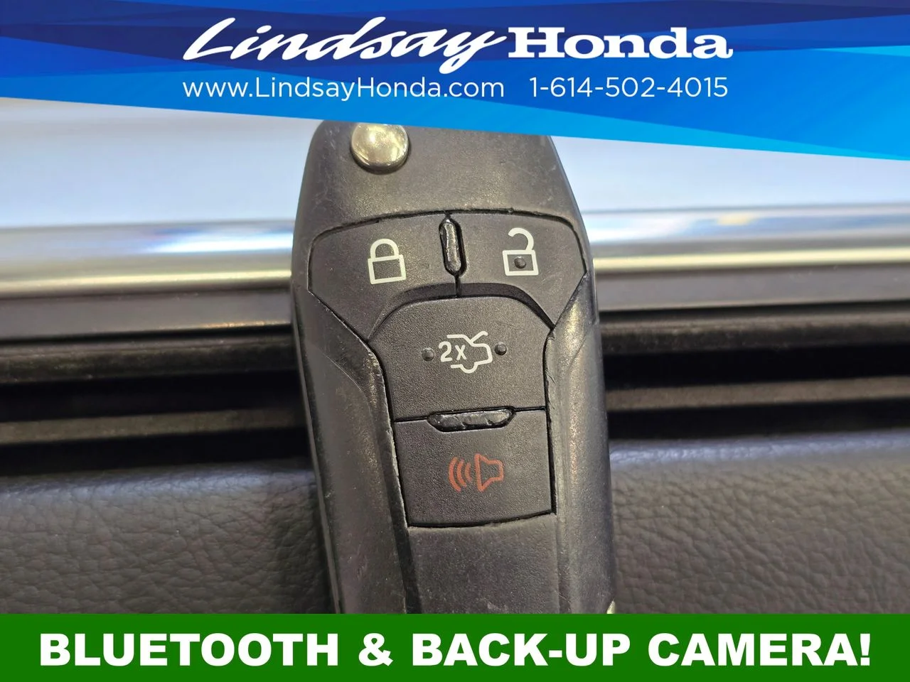 Used 2015 Ingot Silver Ford SE image 23