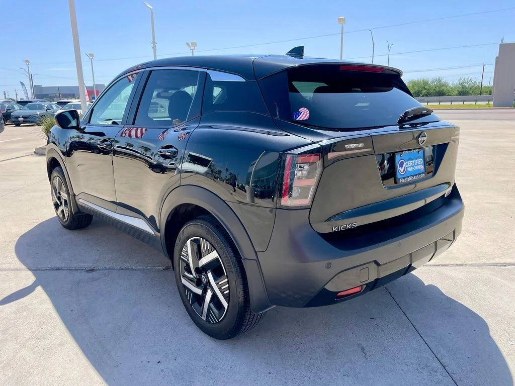 Used 2025 Black Nissan SV image 5