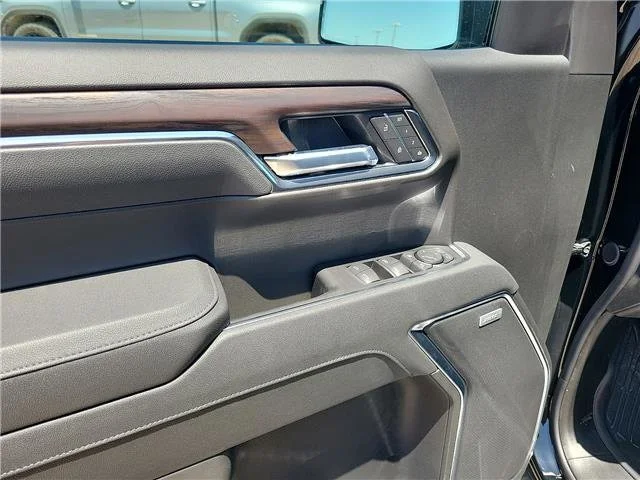 New 2026 Onyx Black GMC SLT image 13