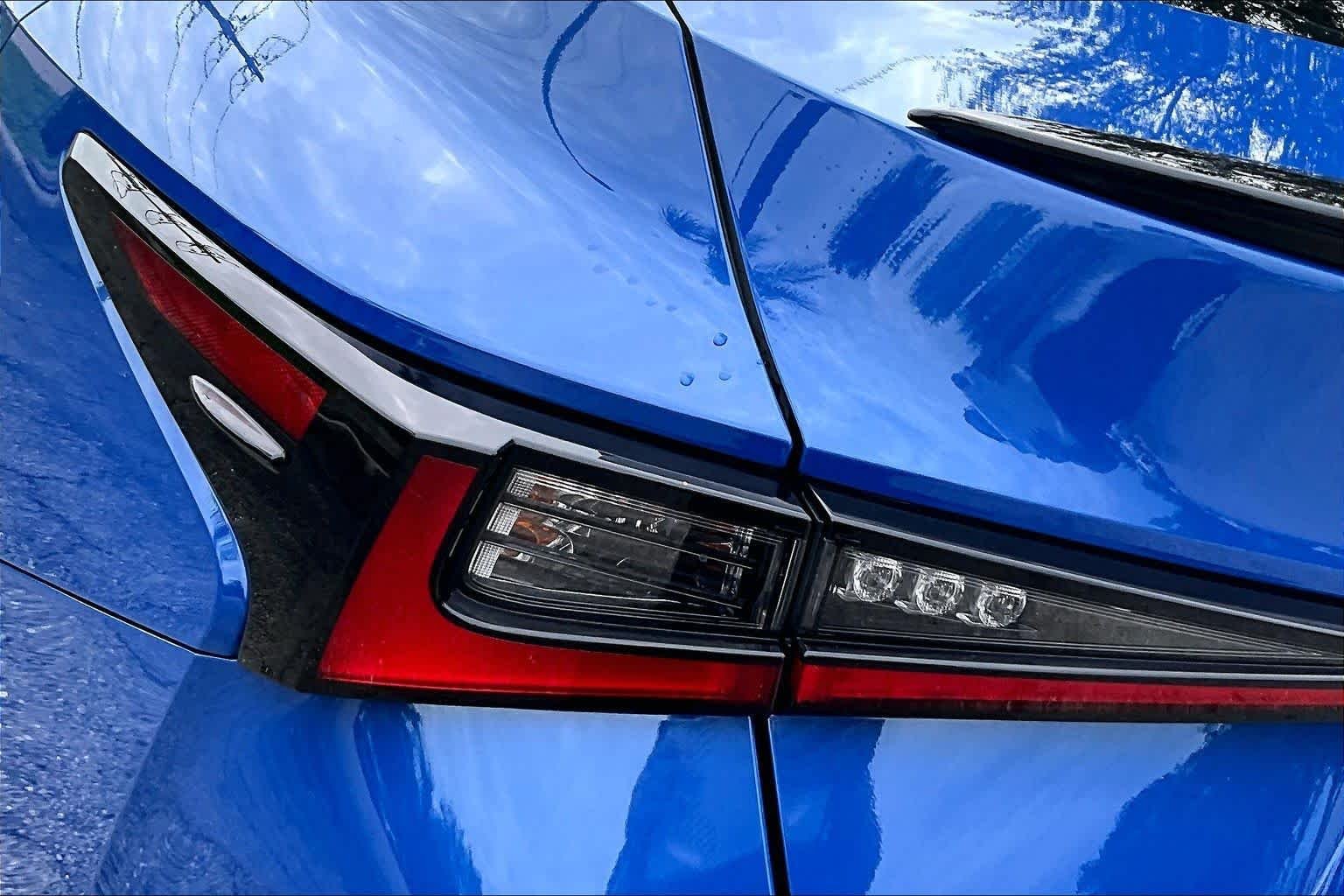 Certified Used 2022 Grecian Water Lexus F SPORT image 29