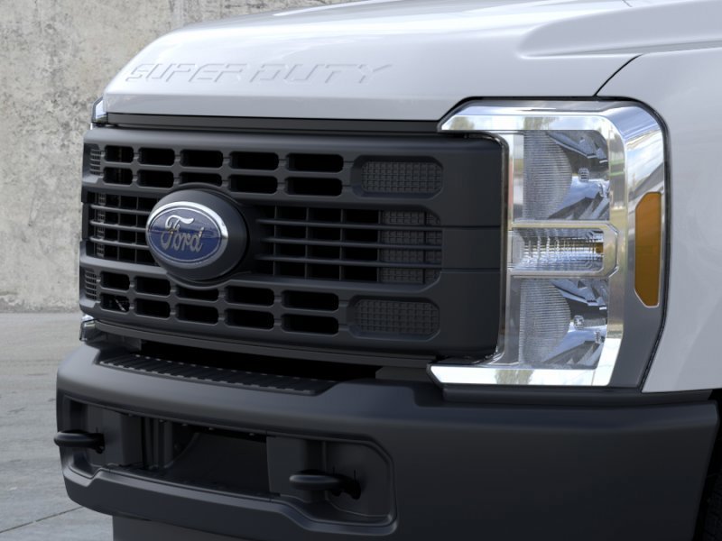 New 2026 Oxford White Ford F-350® XL image 17