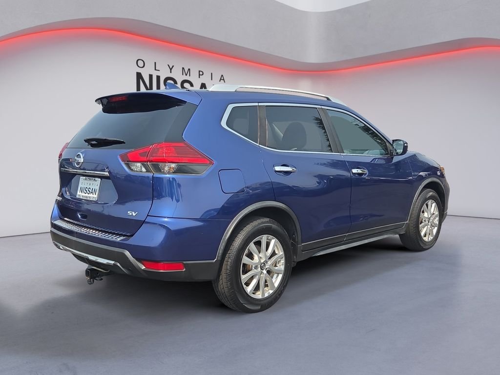 Used 2017 Blue Nissan SV image 6