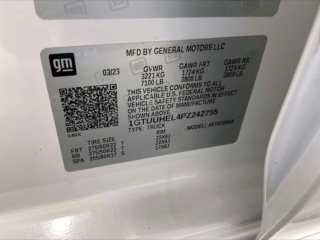 Used 2023 White GMC Denali Ultimate image 37