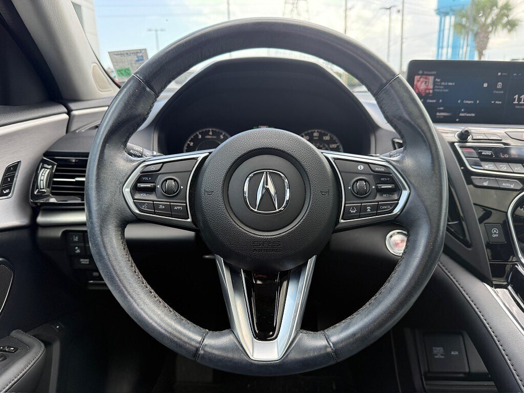 Used 2021  Acura Base image 13