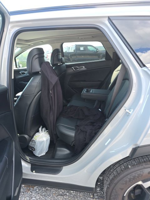 Used 2026 Wolf Gray Kia EX image 7